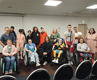 ateliers relais hyères1 fol83 autisme rencontre inclusion